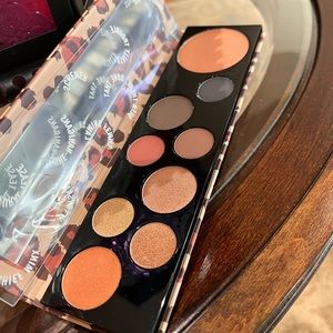 MAC Eyeshadow Palette